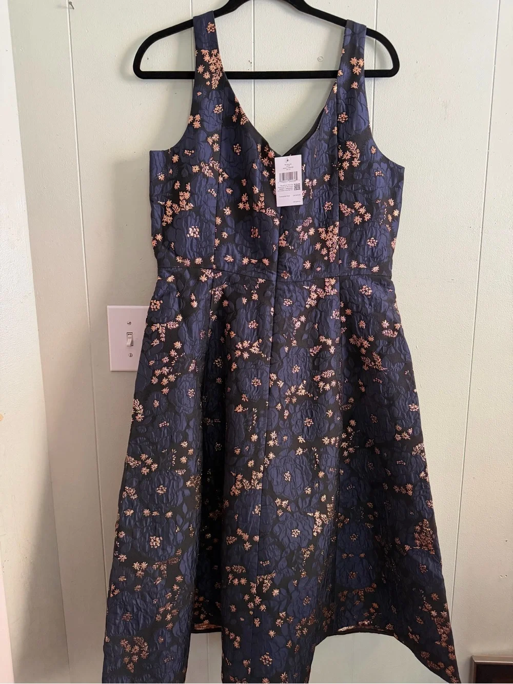 kate spade Navy and Metallic Gold Floral Fit-and-Flare Dress PTP 21 inches L36